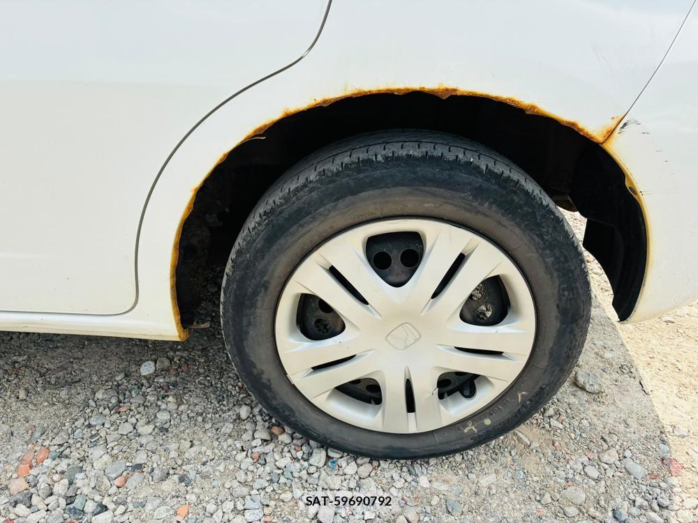 Honda FIT 2013-06 7736065-30