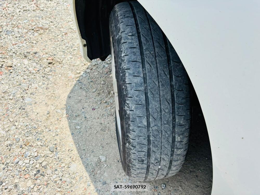 Honda FIT 2013-06 7736065-31