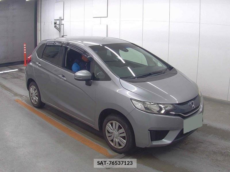 Honda FIT 2014-03 8083207-0