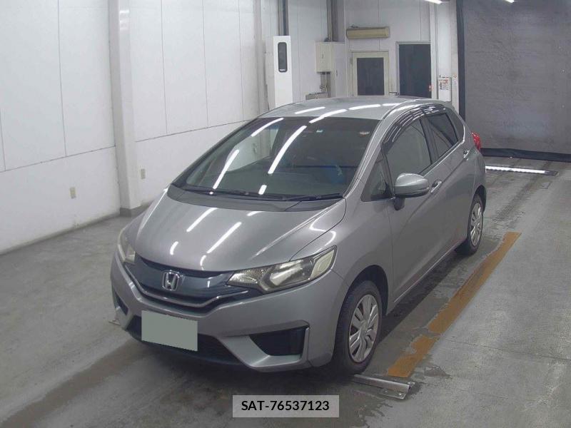 Honda FIT 2014-03 8083207-3