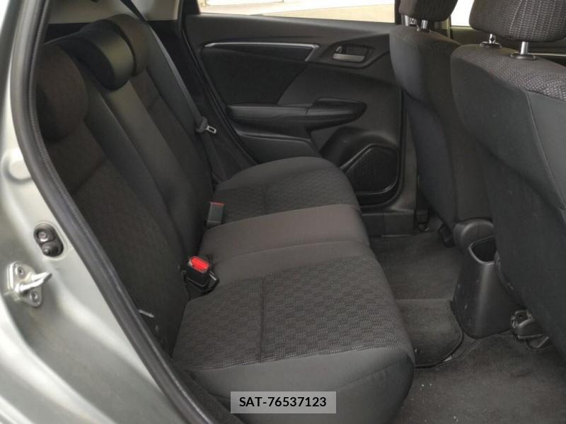 Honda FIT 2014-03 8083207-5