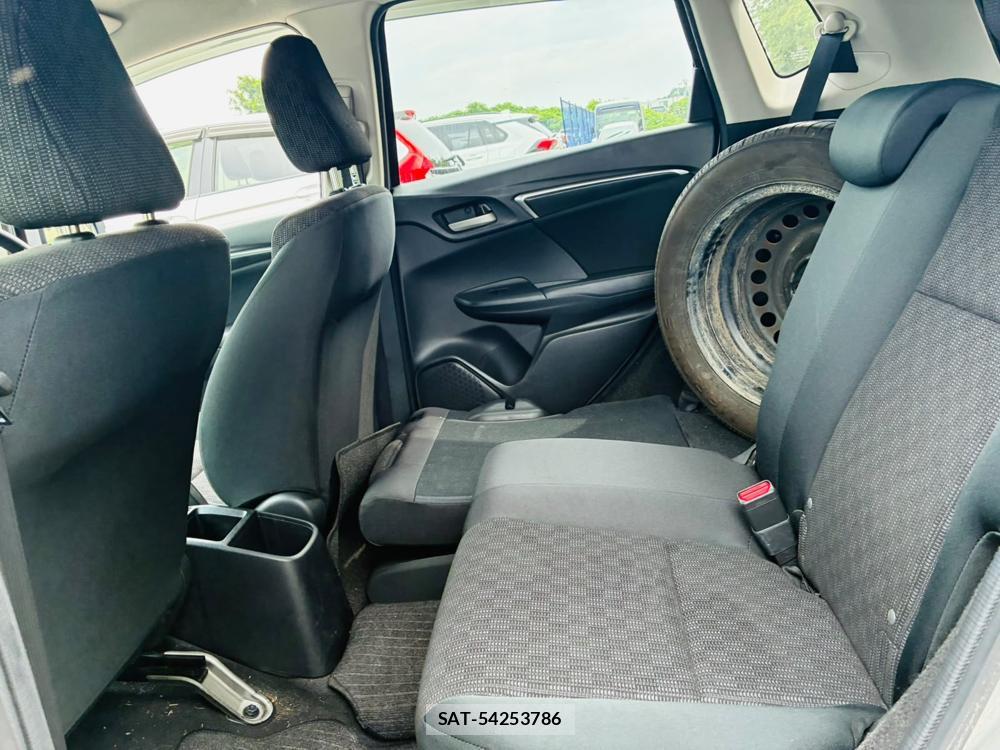 Honda FIT 2014-01 8120431-9