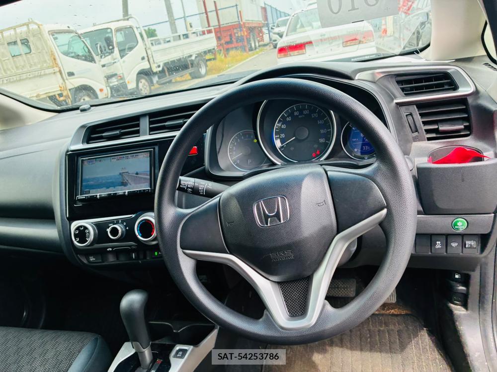 Honda FIT 2014-01 8120431-14