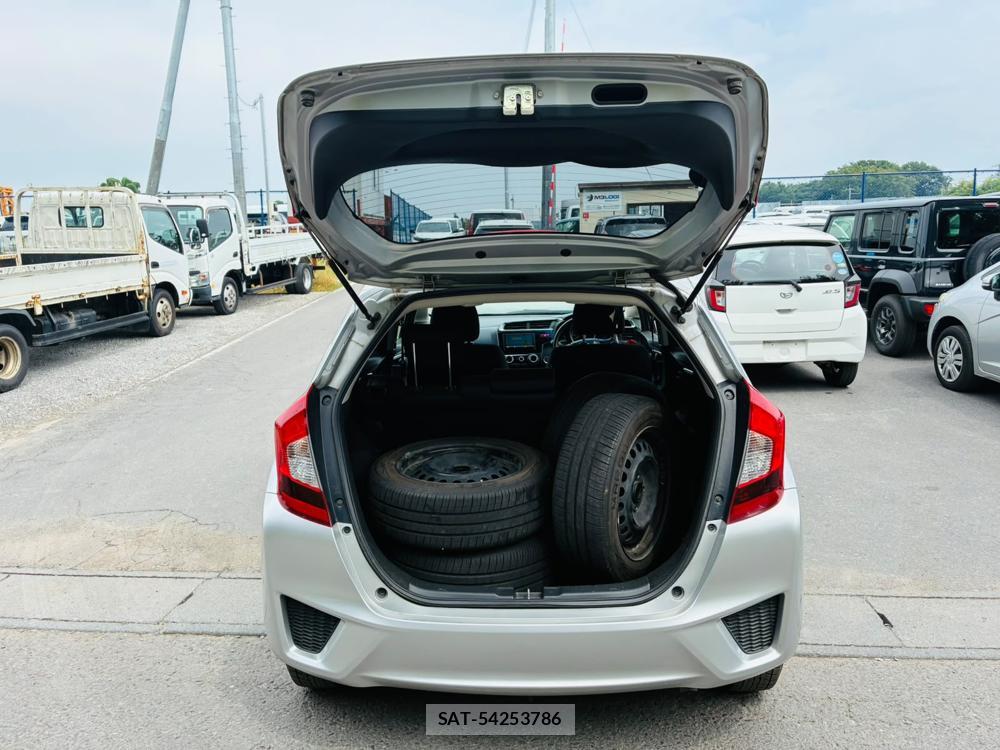 Honda FIT 2014-01 8120431-25