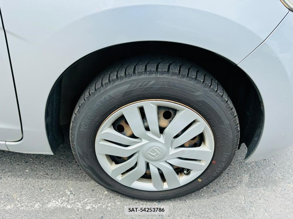 Honda FIT 2014-01 8120431-27