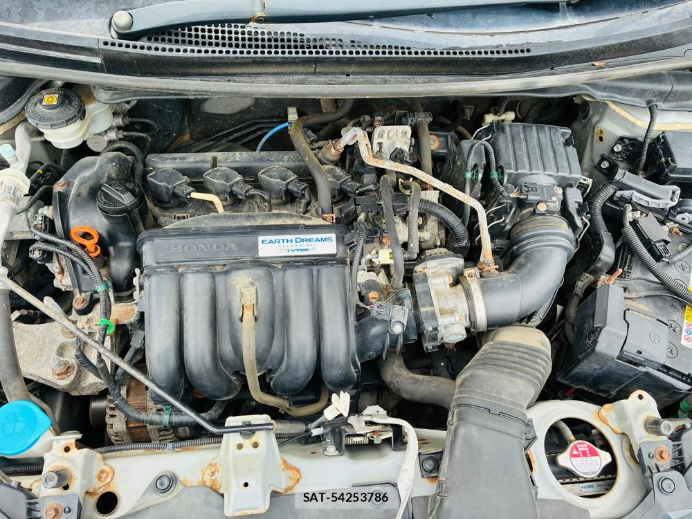 Honda FIT 2014-01 8120431-32
