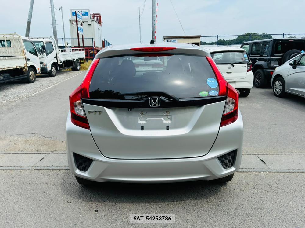 Honda FIT 2014-01 8120431-3