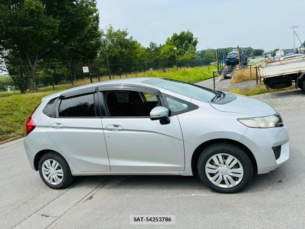 Honda FIT 2014-01 8120431-5