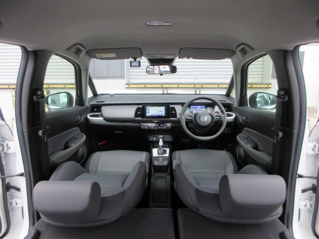 Honda FIT 2023-07 1472431-16