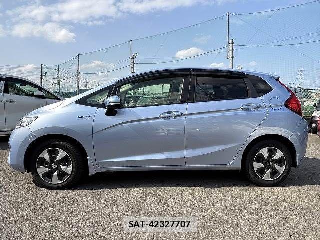 Honda FIT HYBRID 2016-01 849876-14