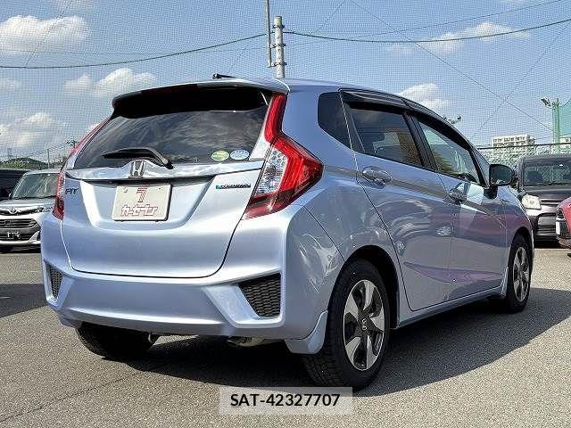 Honda FIT HYBRID 2016-01 849876-21
