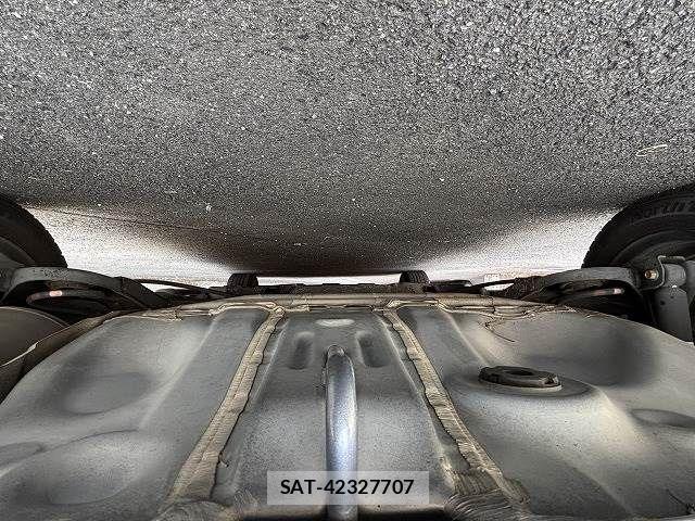 Honda FIT HYBRID 2016-01 849876-24