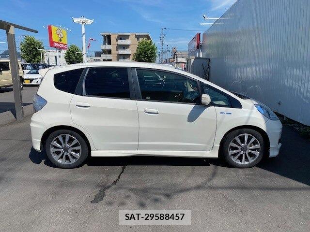 Honda FIT HYBRID 2012 1307148-1