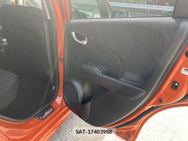 Honda FIT HYBRID 2013-07 1354171-22