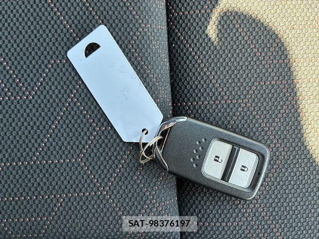 Honda FIT HYBRID 2015-03 1472444-9