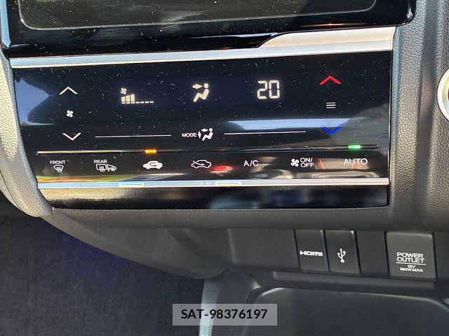 Honda FIT HYBRID 2015-03 1472444-15