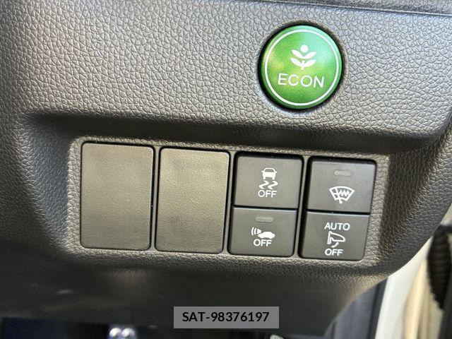 Honda FIT HYBRID 2015-03 1472444-18