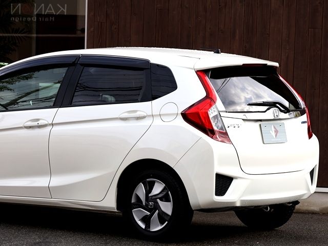 Honda FIT HYBRID 2014-11 1545177-15
