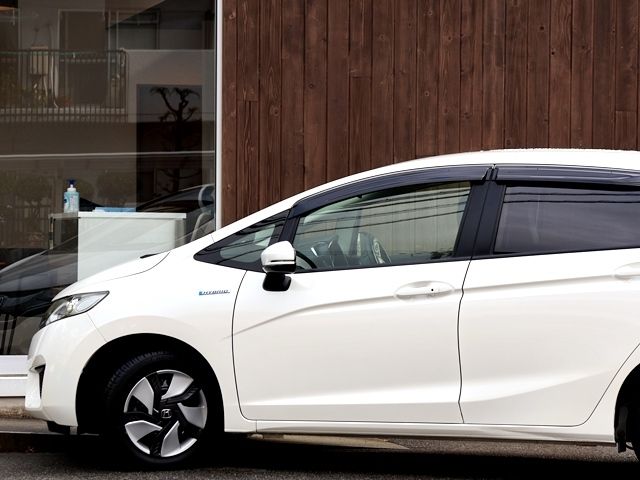 Honda FIT HYBRID 2014-11 1545177-17