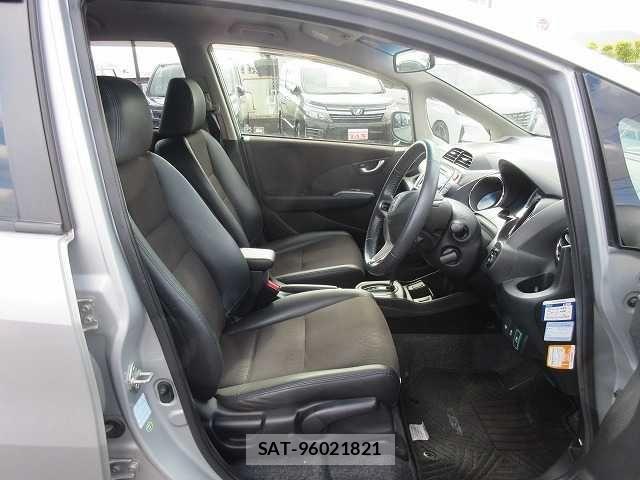Honda FIT HYBRID 2013-04 1659956-14