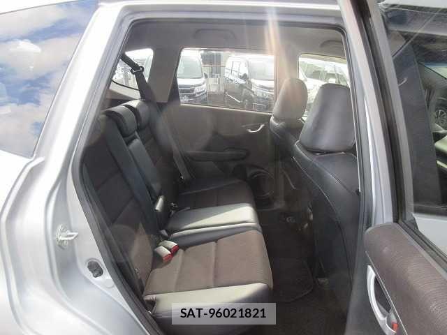 Honda FIT HYBRID 2013-04 1659956-15