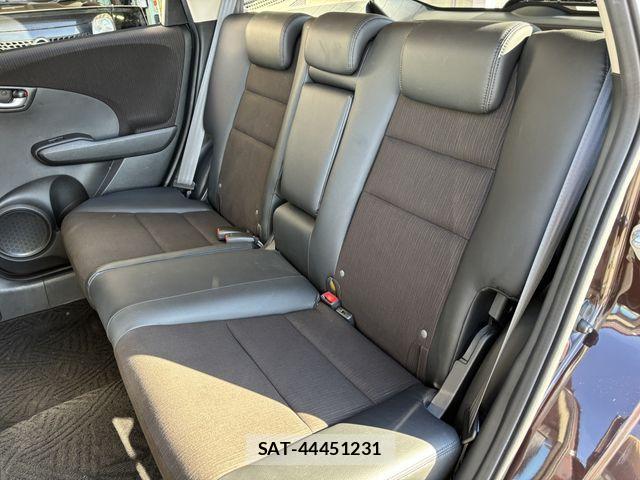 Honda FIT HYBRID 2013-03 2099391-15