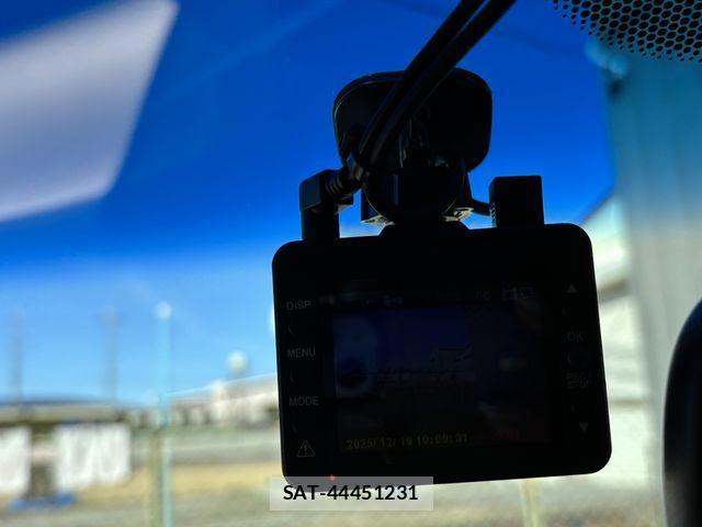 Honda FIT HYBRID 2013-03 2099391-22