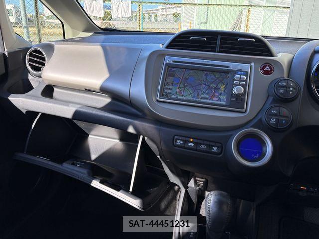 Honda FIT HYBRID 2013-03 2099391-25