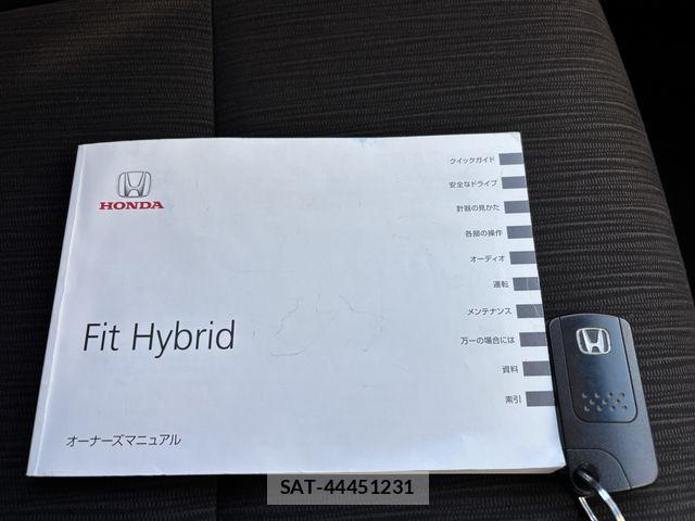 Honda FIT HYBRID 2013-03 2099391-27