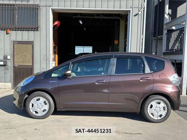 Honda FIT HYBRID 2013-03 2099391-5