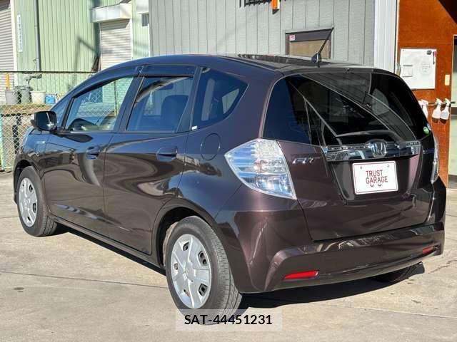 Honda FIT HYBRID 2013-03 2099391-6