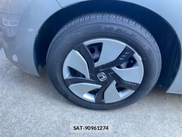 Honda FIT HYBRID 2013-12 2248096-9