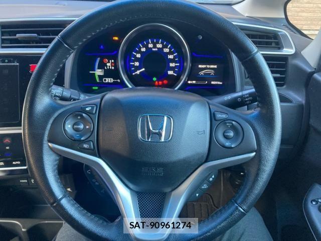 Honda FIT HYBRID 2013-12 2248096-14
