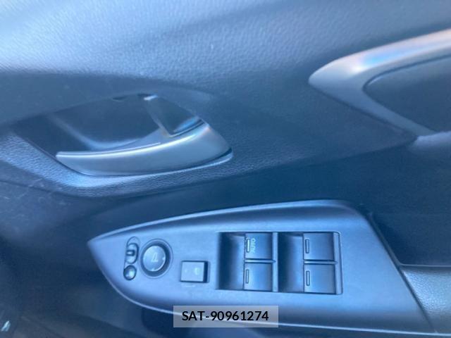 Honda FIT HYBRID 2013-12 2248096-18