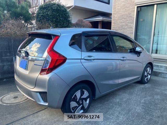 Honda FIT HYBRID 2013-12 2248096-3