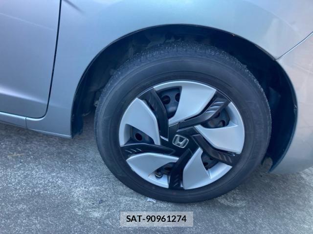 Honda FIT HYBRID 2013-12 2248096-6