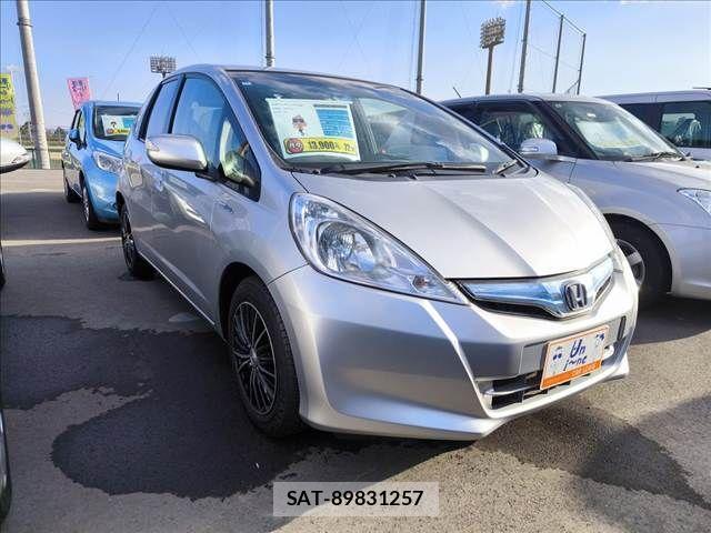 Honda FIT HYBRID 2013-03 2348724-2