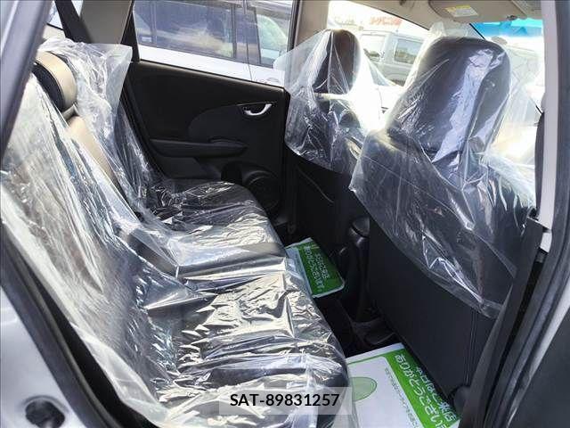 Honda FIT HYBRID 2013-03 2348724-6