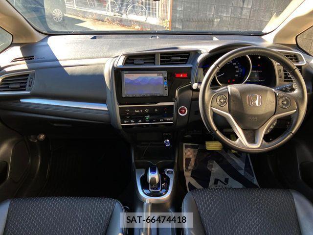 Honda FIT HYBRID 2016-07 2348690-1
