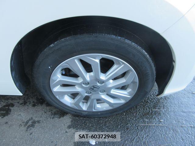 Honda FIT HYBRID 2018-05 2960869-13