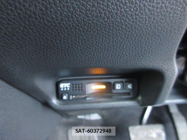 Honda FIT HYBRID 2018-05 2960869-7