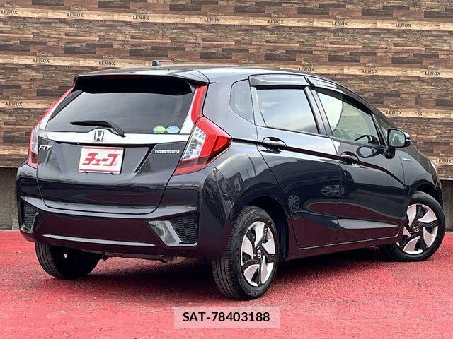 Honda FIT HYBRID 2015-07 3014396-2