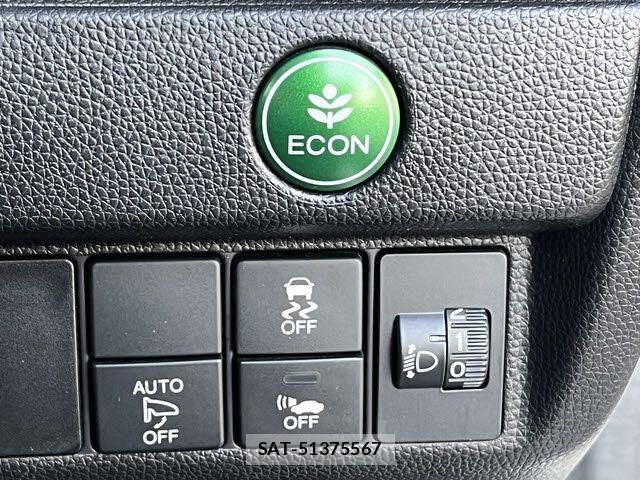 Honda FIT HYBRID 2017-05 3373333-11