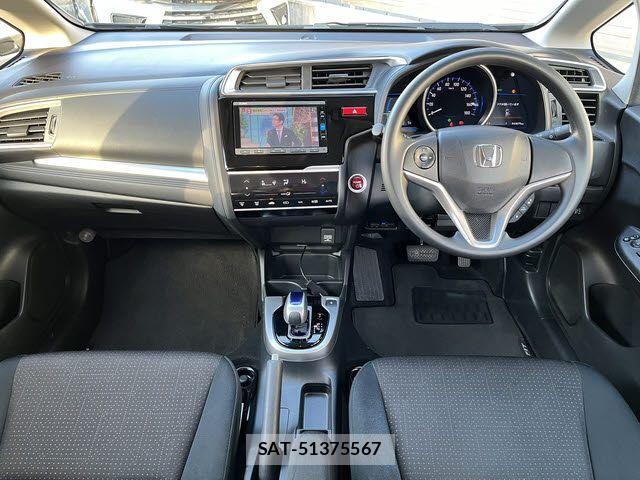 Honda FIT HYBRID 2017-05 3373333-1