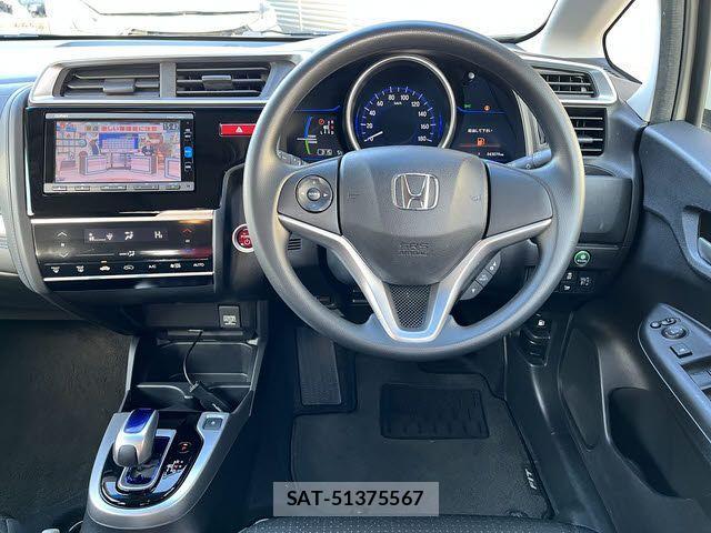 Honda FIT HYBRID 2017-05 3373333-7
