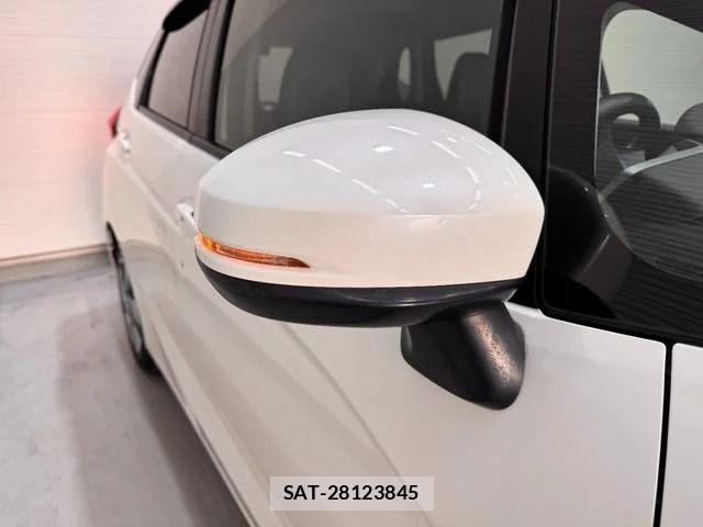 Honda FIT HYBRID 2015-02 4042289-12