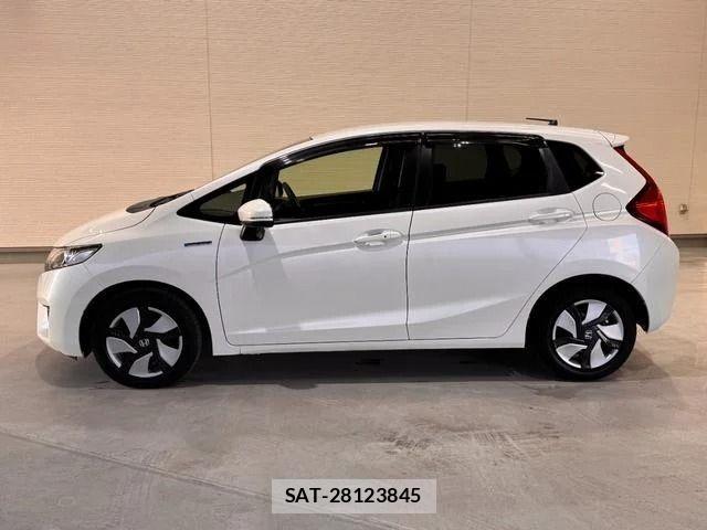 Honda FIT HYBRID 2015-02 4042289-3