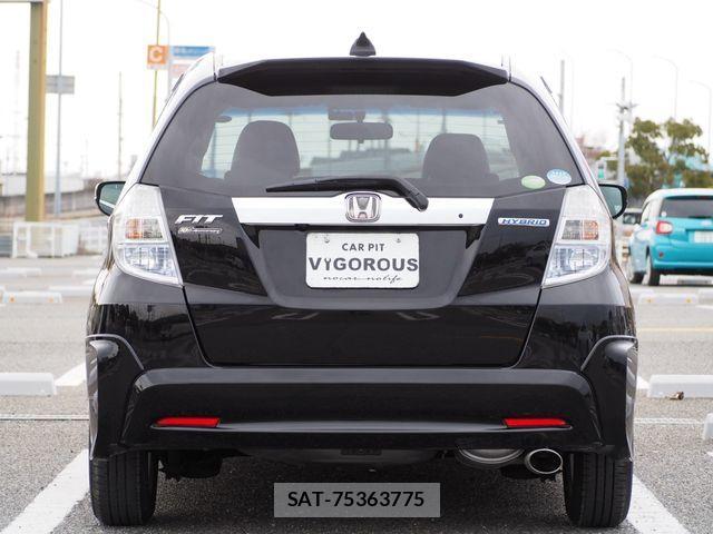 Honda FIT HYBRID 2012-04 4109548-11