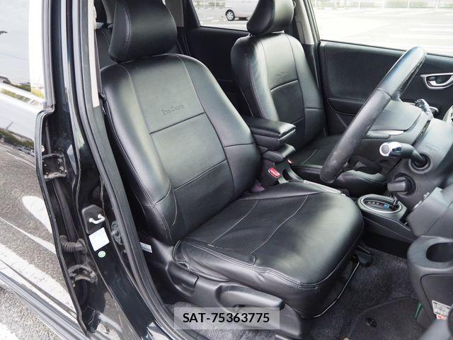 Honda FIT HYBRID 2012-04 4109548-18