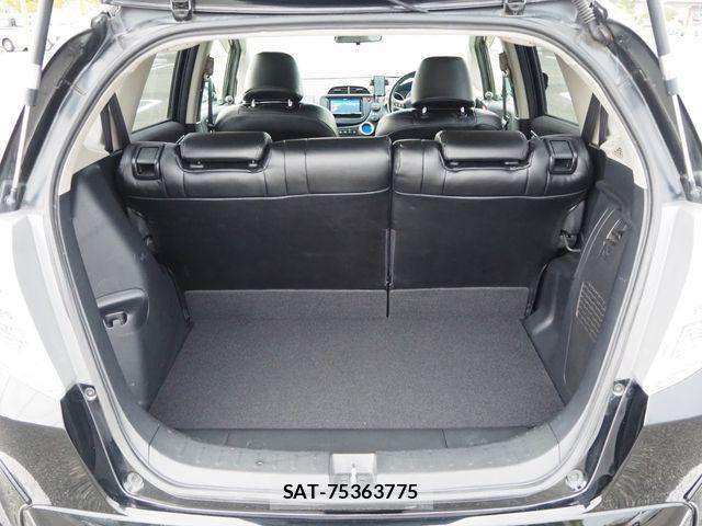 Honda FIT HYBRID 2012-04 4109548-24